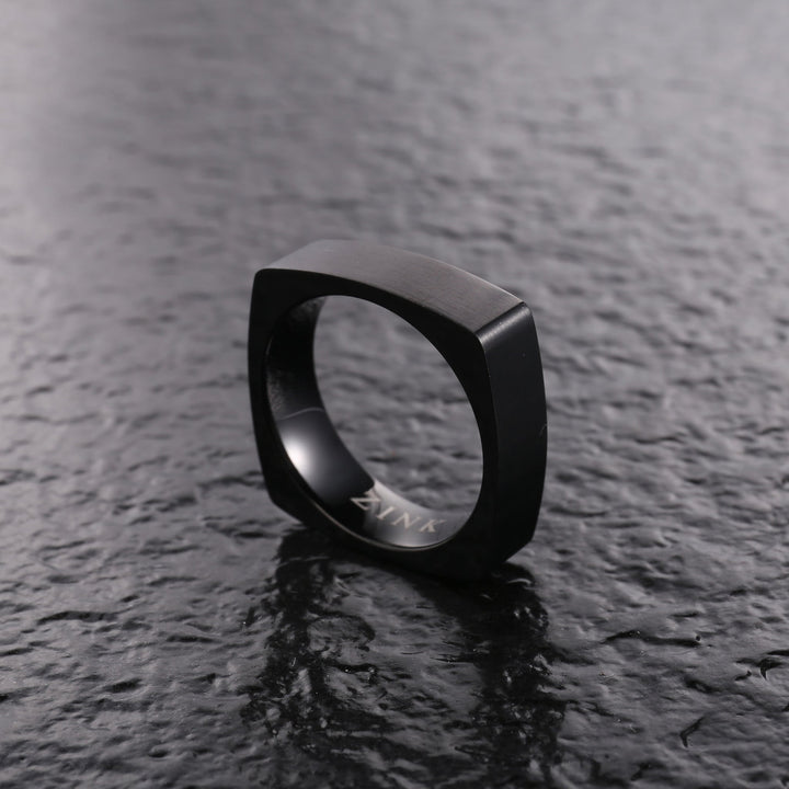 ZINK Men's Black Stainless Steel Ring | ZJRG0343